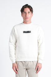 FELPA GIROCOLLO CON STAMPA PANNA